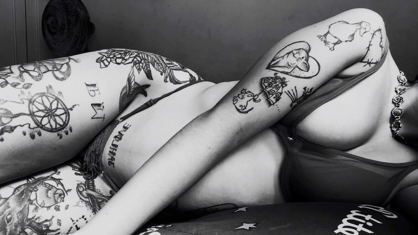 OnlyFans - Tattoo Girls.