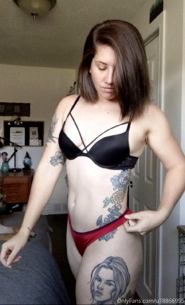 Canadian Cutie ?? Come See All My Tattoos! ? OF: Payton Quinn