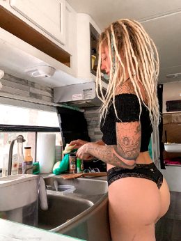 Dreads And Ink ? Loving Life In My Rv ? 50% Off My OF ? Link ⬇️