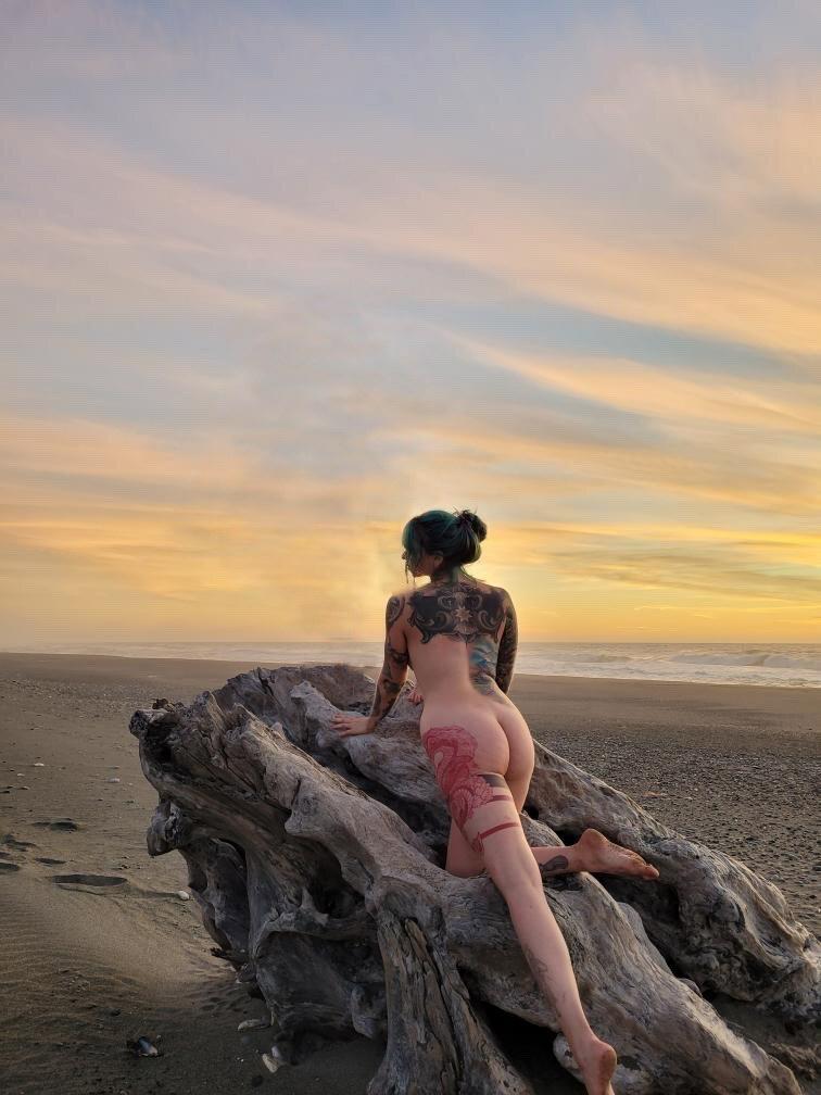 Watching The Sunset In The Redwoods, That’s My Kind Of Dream Day. When Waste Last Time You Let Your Naked Body See The Sun? Model Winrybella Aka Luminescent_buka Aka Me.