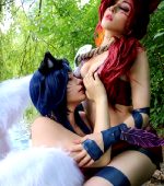 Ahri X Xayah From League Of Legends By Lysande And Mowkyfox