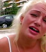 Blonde Bitch auf Mallorca abgeschleppt