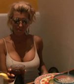 Ember Reigns Flashing And Playing With Herself In The Restaurant