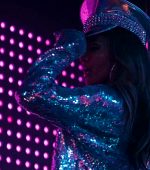 Jennifer Lopez Striptease – Hustlers